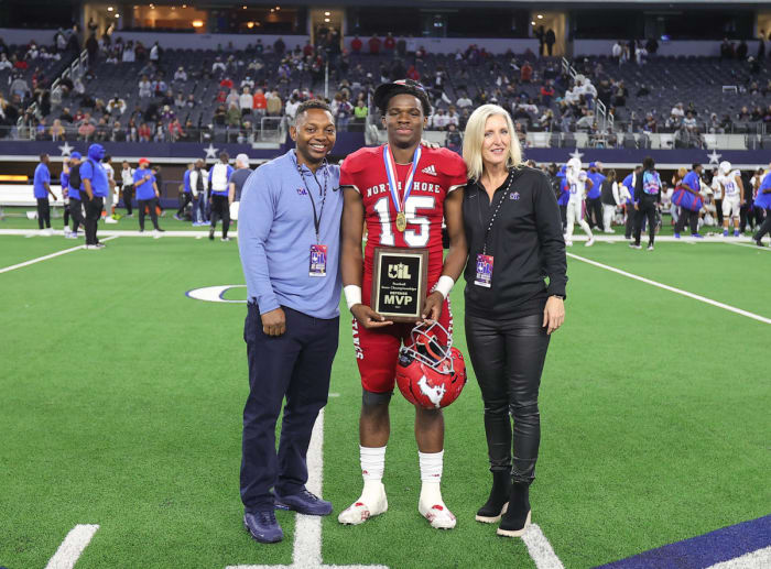 UIL-State-6A-Division-1-championship-game-December-18-2021.-North-Shore-vs-Duncanville.-Photo-Tommy-Hays-99